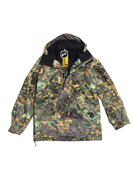 Burton Analog camouflage print winter jacket from Japan