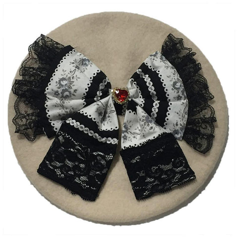 Candelicious Off White Beret with Lace Bow